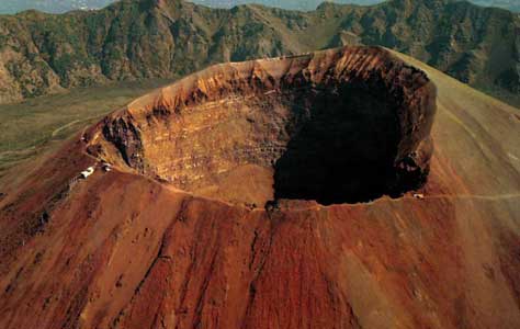 C’è la riapertura del Cratere del Vesuvio 🗓