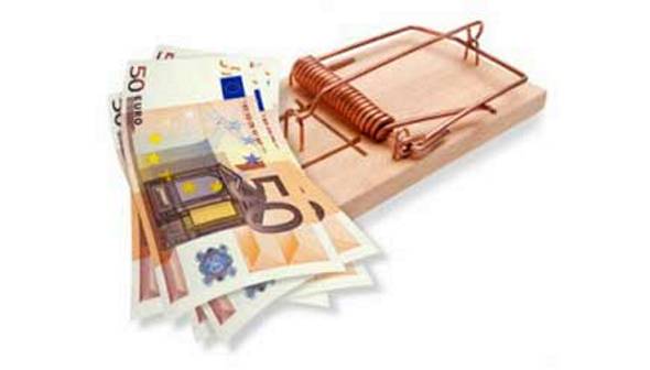 Napoli, sequestrata stamperia di banconote false: arrestate 4 persone