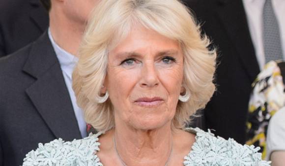 Camilla Parker Bowles arriva a Napoli