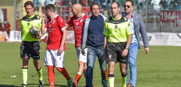 Turris, stop casalingo con il Rende. Polemiche per le decisioni arbitrali