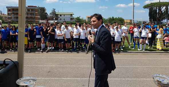 Ercolano. Buonajuto incontra tutti gli studenti: “Un momento per ripartire e per confrontarsi con i nostri ragazzi”