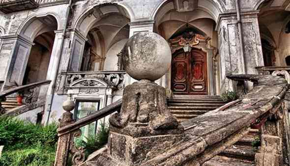 La clausura nel cuore di Napoli, visita guidata la Monastero delle Trentatrè 🗓
