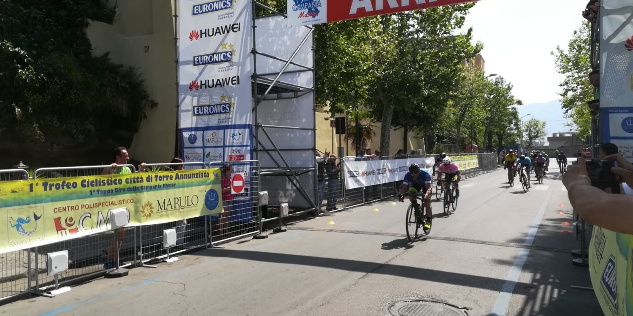 Ciclismo, Rino Zampilli vince il primo trofeo Città di Torre Annunziata