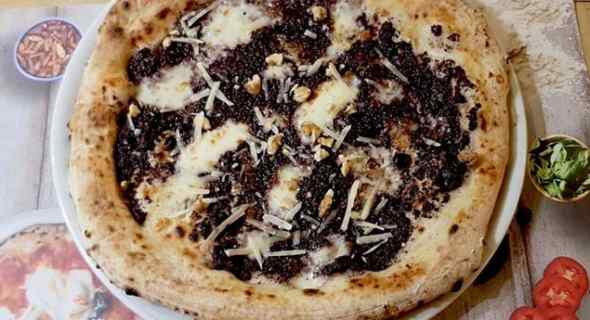 A Torre Annunziata nasce la “Pizza Koulibaly”