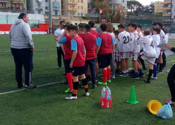 Rugby femminile, l’ ICS  S.Francesco D’ Assisi – Don Bosco si gioca la finale regionale