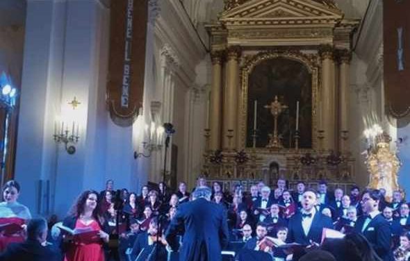 “Concerto di Natale” in Santa Croce: grande successo del Coro Jubilate Deo