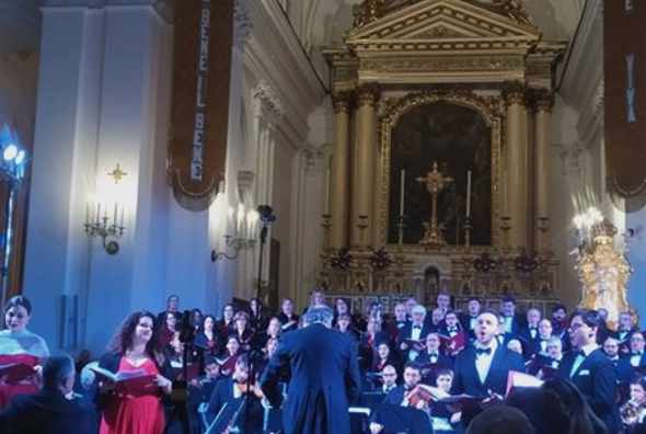 “Concerto di Natale” in Santa Croce: grande successo del Coro Jubilate Deo