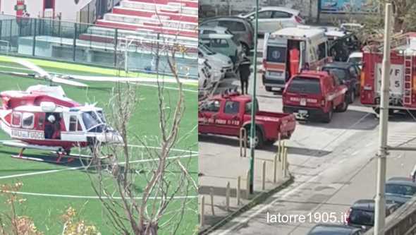 Torre del Greco. Emergenza, Elicottero atterra allo stadio Liguori