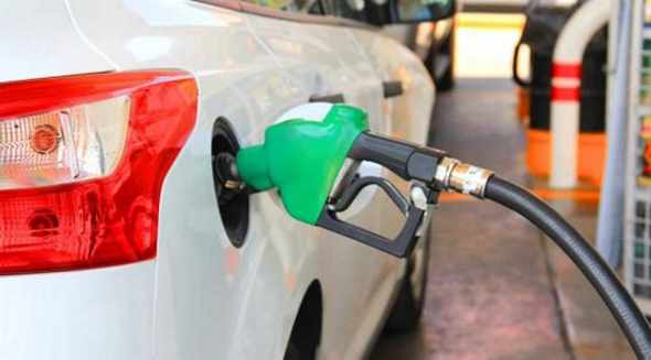 Caro carburante, record a Ischia: un litro di diesel a 2,60