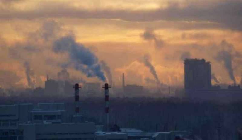 Non solo Covid. L’inquinamento provoca infarti, ictus, etc. Napoli tra le città più inquinate
