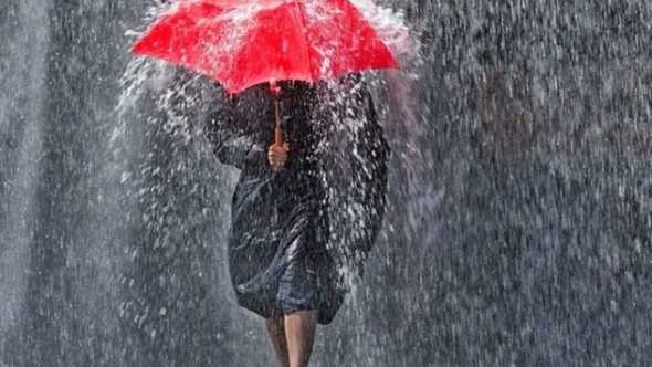Campania, Allerta meteo: piogge temporali per tutta la giornata di venerdì