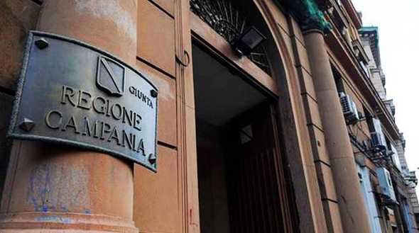 Sanità, in Campania burocrazia zero con App per prenotazione visite