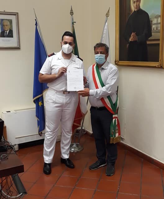 Torre del Greco, premiato l’autore dello sventato incendio dell’Istituto d’Arte