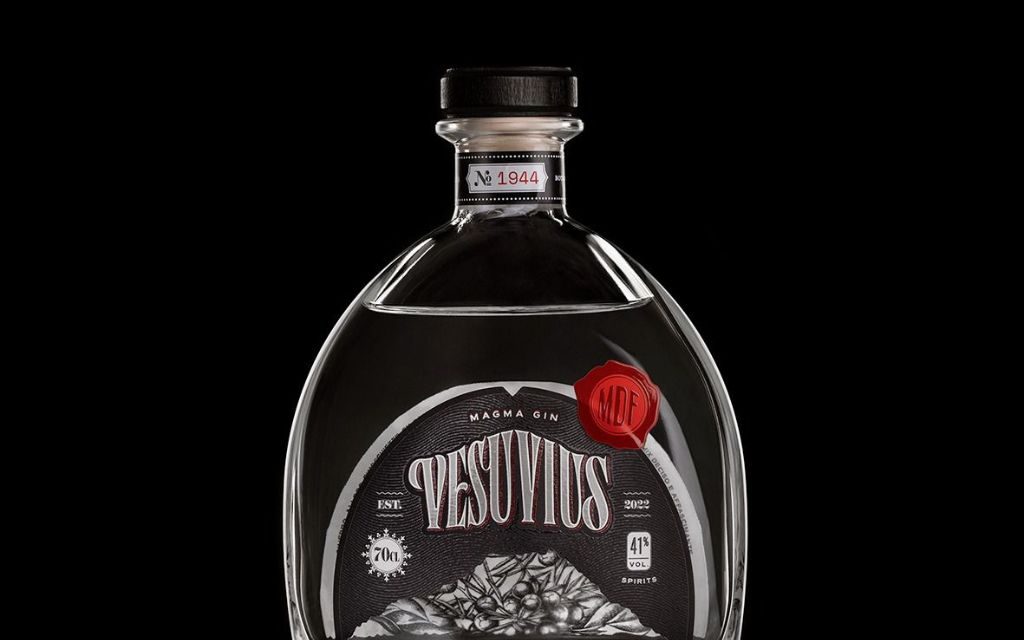 Nasce Vesuvius Magma Gin: il primo distillato di erbe raccolte tra le pinete del Vesuvio