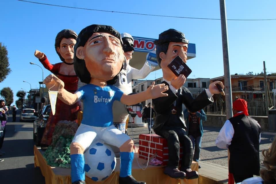 Un Carnevale come Viareggio, con carri e spiaggia è Bacoli protagonista delle prossime settimane