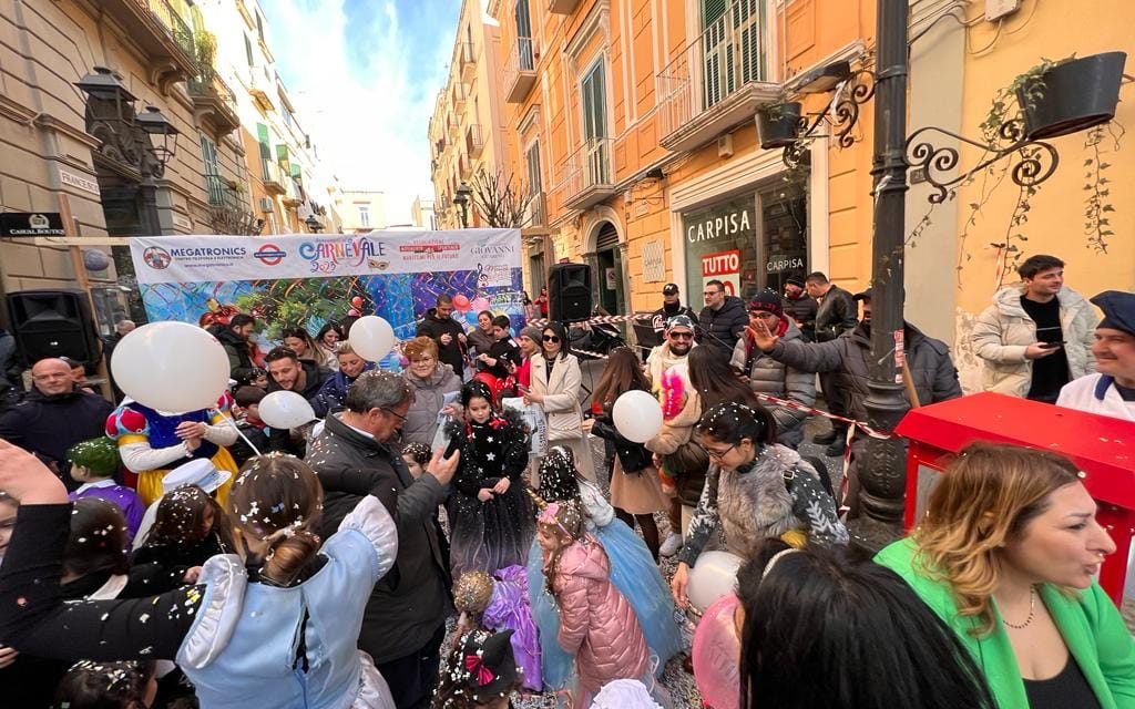 Benvenuto al Carnevale 2023, ancora un weekend di maschere e coriandoli a Torre del Greco