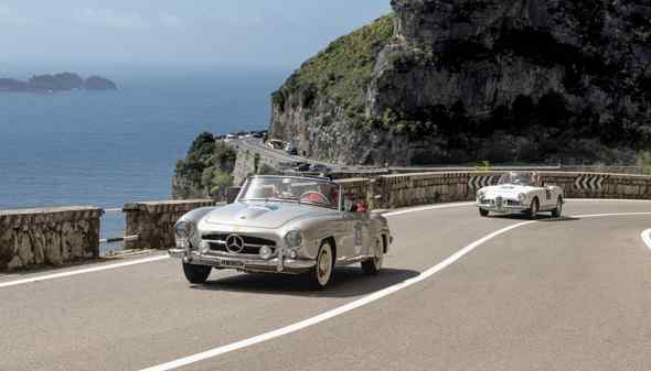 Sorrento Roads, gara di auto d’epoca che attraverserà i luoghi più belli della Campania. Ecco dove e quando 🗓