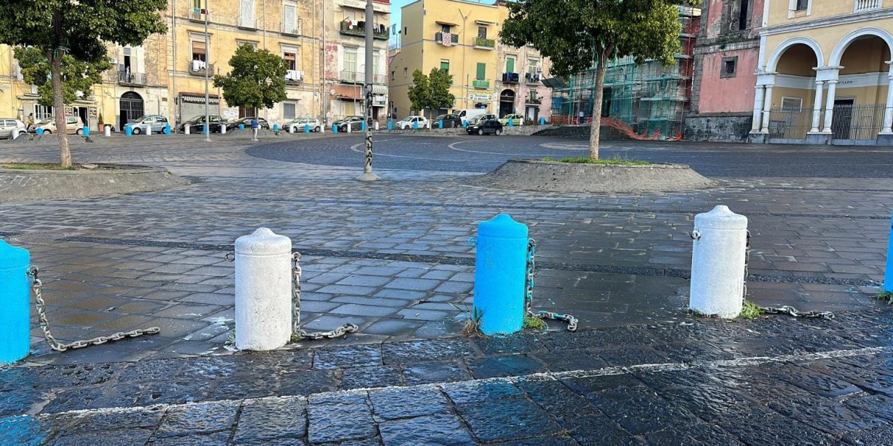 Ercolano si colora di blu, il sindaco Buonajuto ammonisce: “Forza Napoli ma non vandalizziamo beni pubblici”