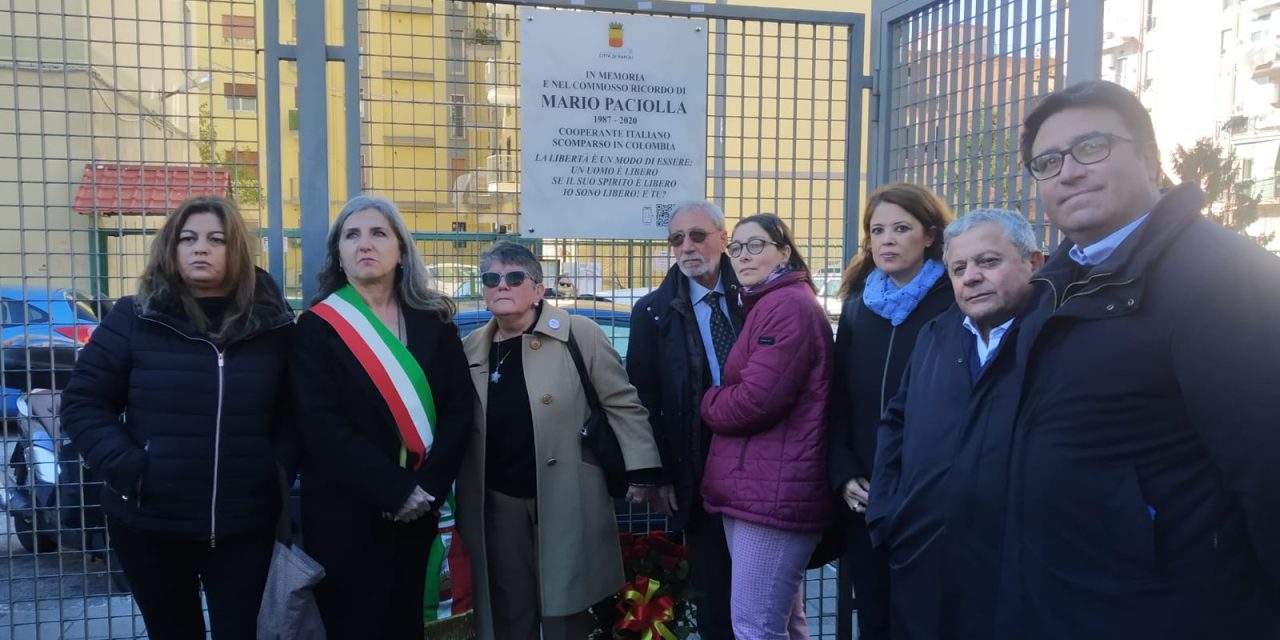Giovane napoletano trovato morto in Colombia, una targa per Mario Paciolla