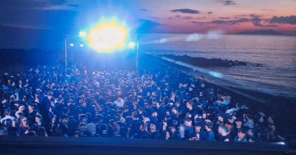 Torre del Greco. Evento in Litoranea con oltre 2.000 persone interrotto dalla polizia municipale