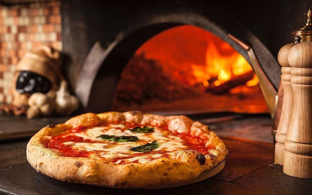 Giugno è “Pizza Village”, a Napoli l’imperdibile kermesse a base di gusto e musica. Scopri dove e quando