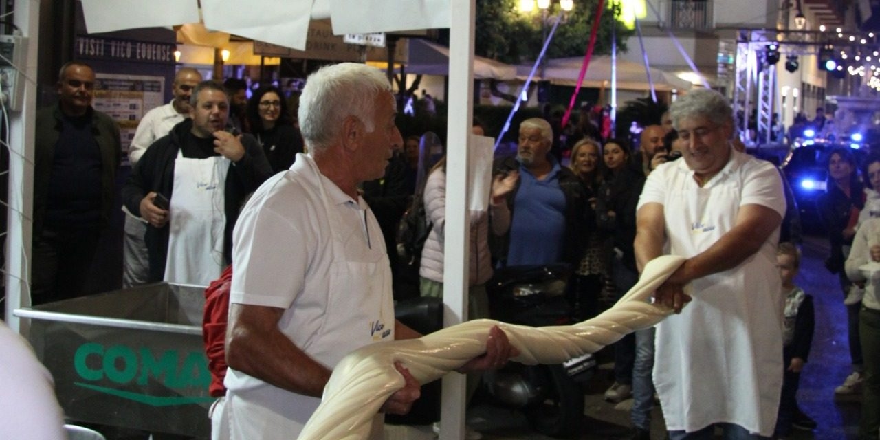 Vico Equense. Oltre 15.000 presenze per “A Vico per Cacio 2025”