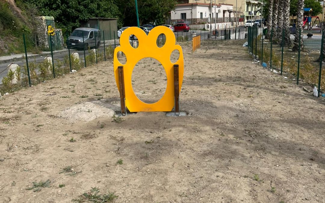 Torre del Greco, area di sgambamento per cani nella zona Porto-Scala