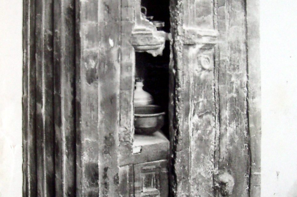 Dopo quasi novant’anni dal ritrovamento, il ritorno della credenza di Ercolano