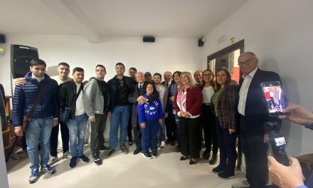 “Natale di corallo” per i 14 ragazzi autistici partecipanti al laboratorio di “Sulle ali dell’Airone”