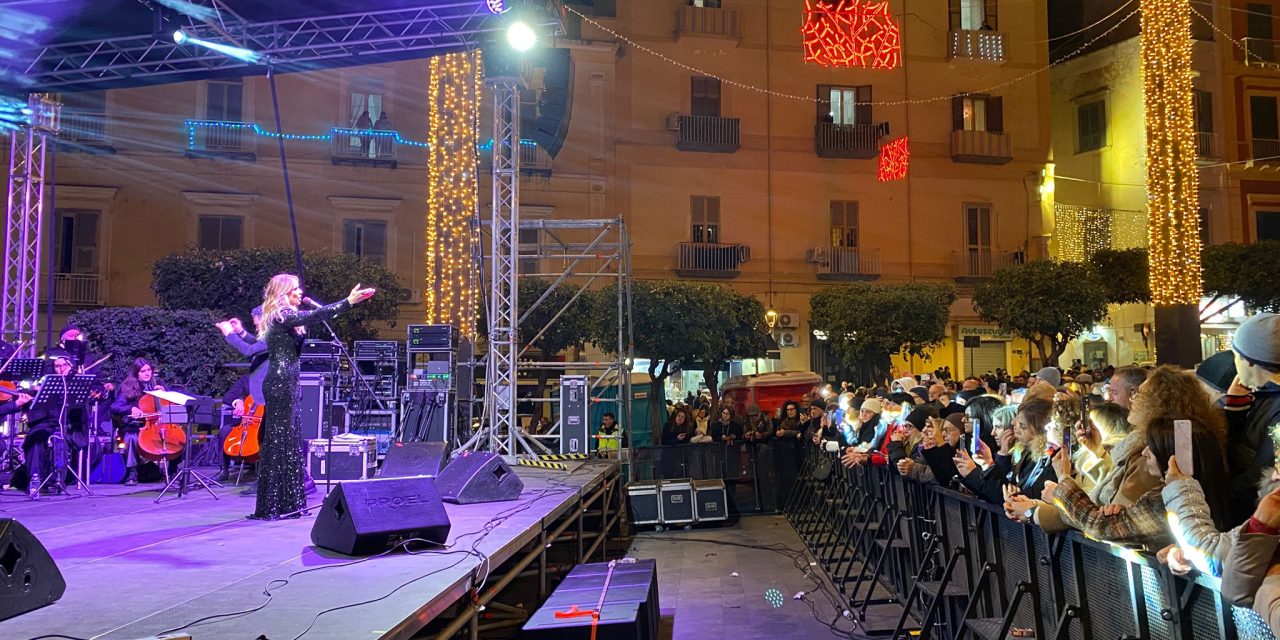 Natale a Torre del Greco: successo per i primi due concerti a piazza Santa Croce