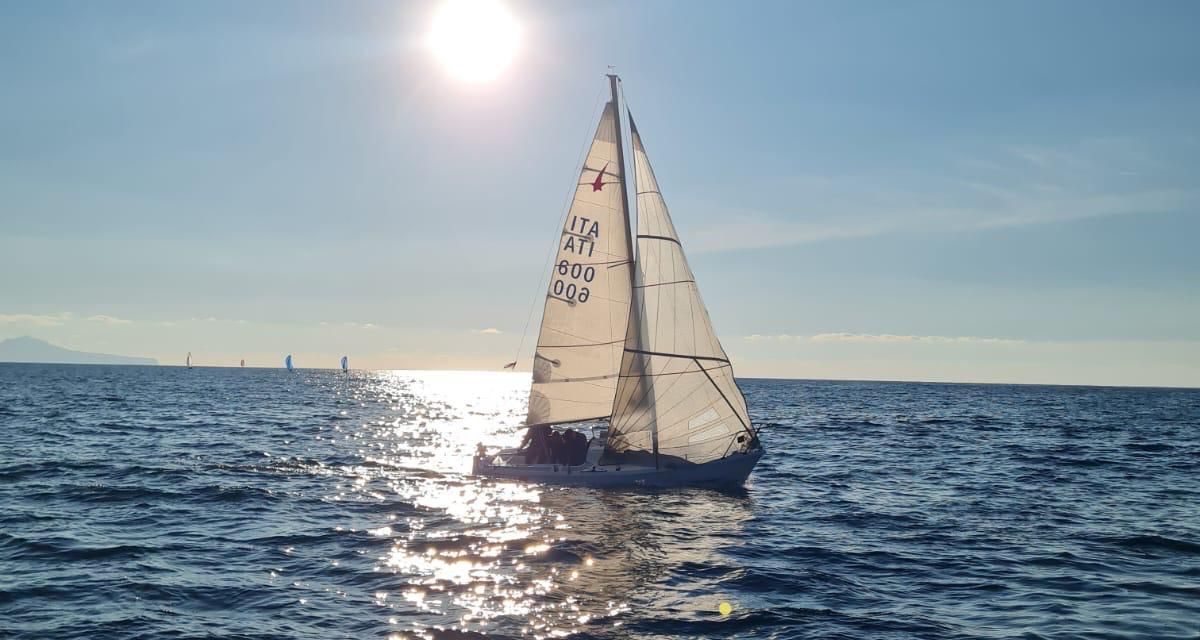 Vela: Wonderfull trionfa a Torre del Greco nel trofeo Meteor “Costa del Vesuvio”