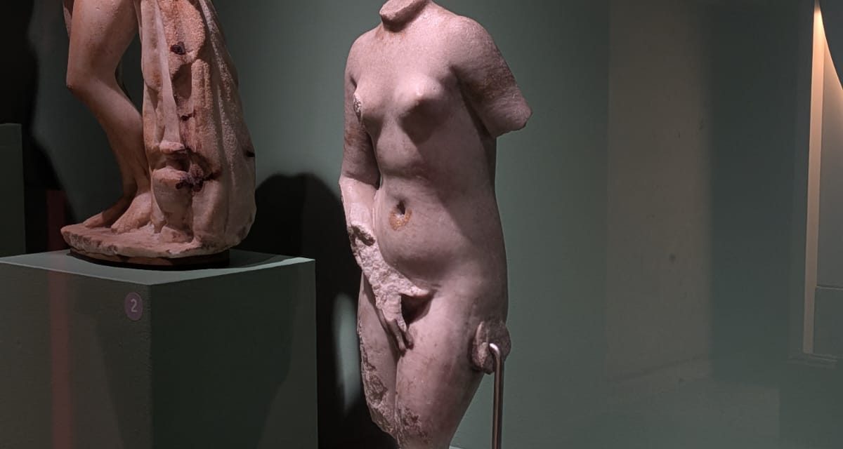 Reperti del Parco archeologico di Ercolano in mostra a Lione