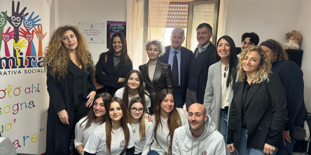 Napoli, un bene confiscato tramutato in presidio di legalità. Inaugurato ufficialmente l’“Ostello della Cultura – Social Z Lab Home”