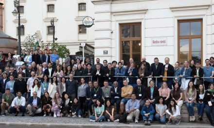 I maggiori esperti mondiali nel campo dei materiali seminconduttori all’hotel Poseidon di Torre del Greco