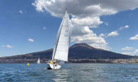 Vela, il Circolo Nautico Torre del Greco cala il tris